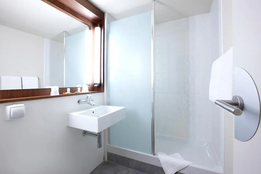Campanile Lyon Ouest Tassin Hotel